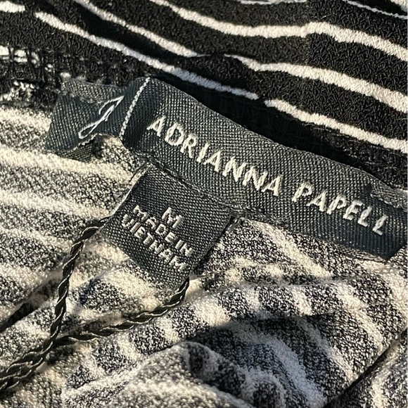 New ADRIANNA PAPELL Top Womens  Cap Sleeveless striped  Printed Ruffle Neck nwt - Picture 8 of 12